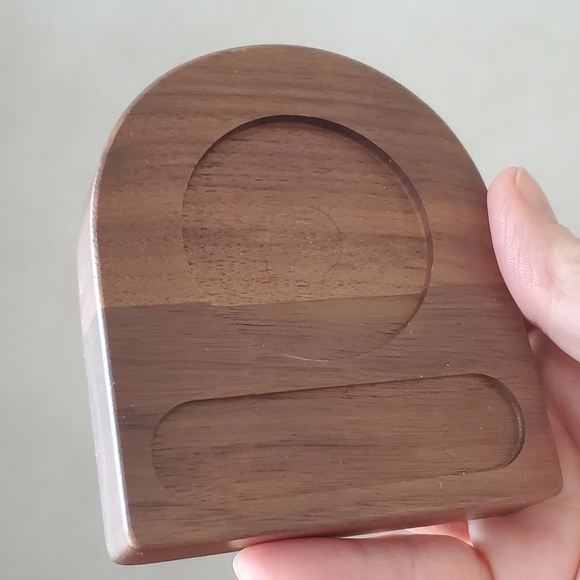 Optic Crystal Apple with Podium with Rout Base in Original Box NIB Teacher Award - Picture 10 of 13